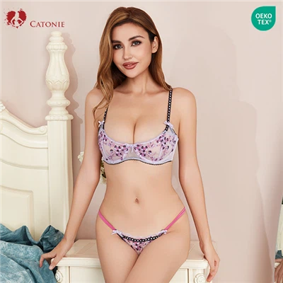 Fioletowa bielizna seksowna